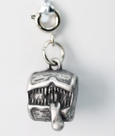 Traveler's Trinkets: Mimic Charm