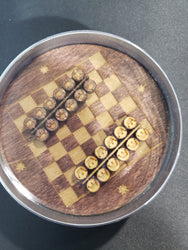 Games in the Round Tin