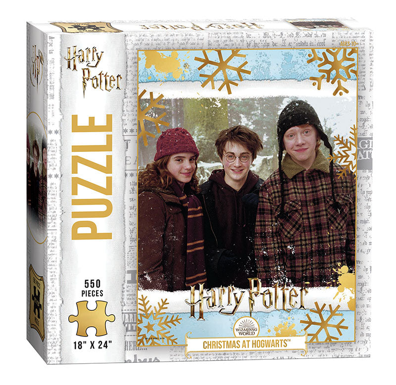 Harry Potter™ “Christmas at Hogwarts™” 550 Piece Puzzle ‘Tis the season for